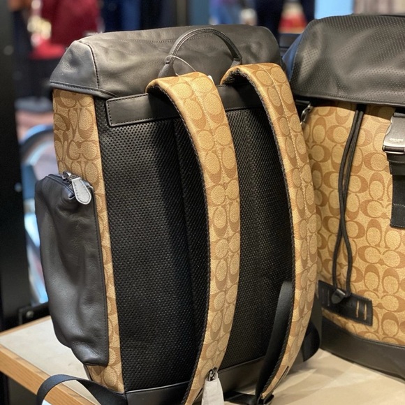 Coach Ranger Backpack In Signature Canvas - Picture 3 of 5